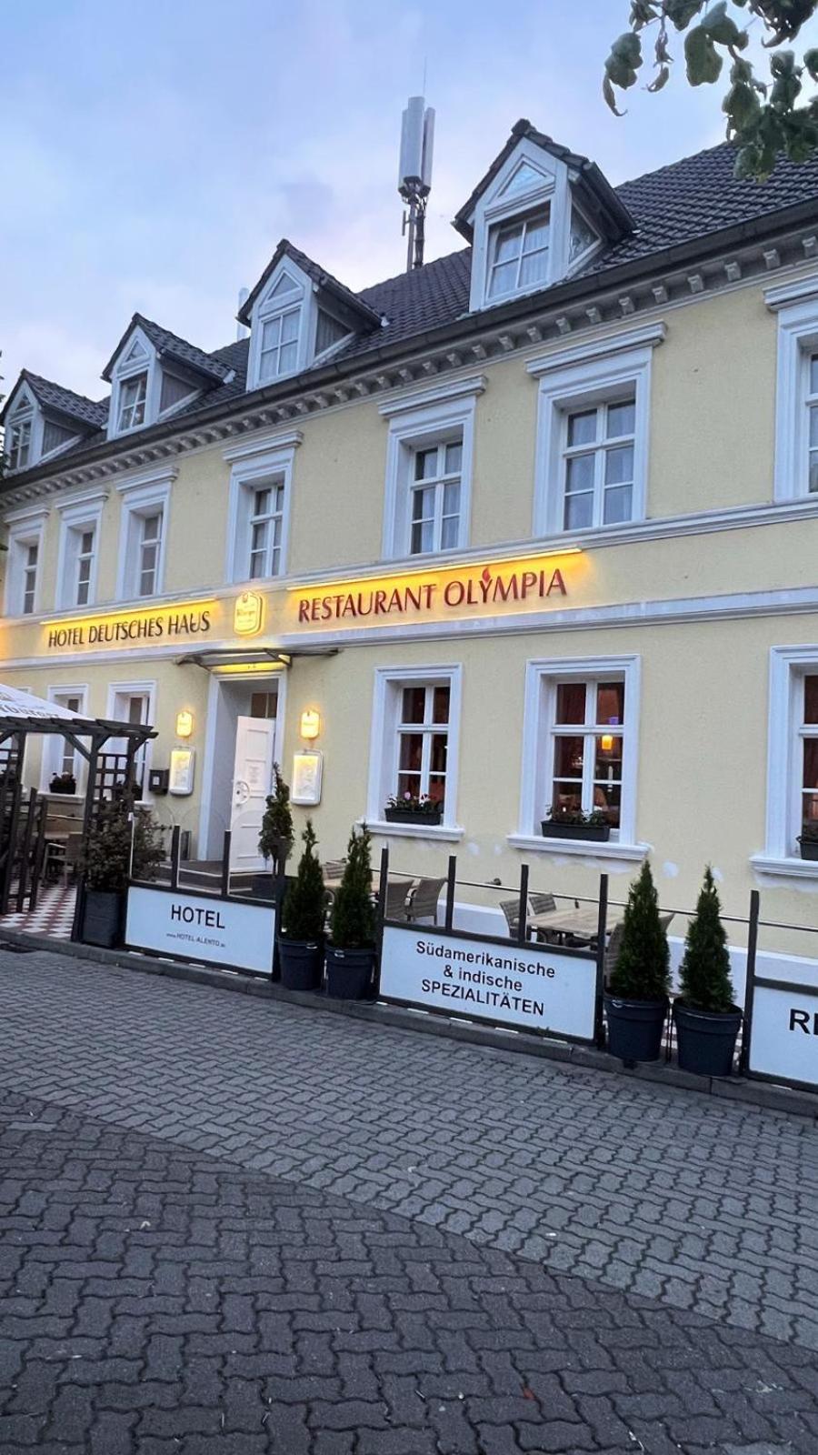 Hotel Alento Im Deutschen Haus Restaurant Olympia Magdeburg Exterior photo
